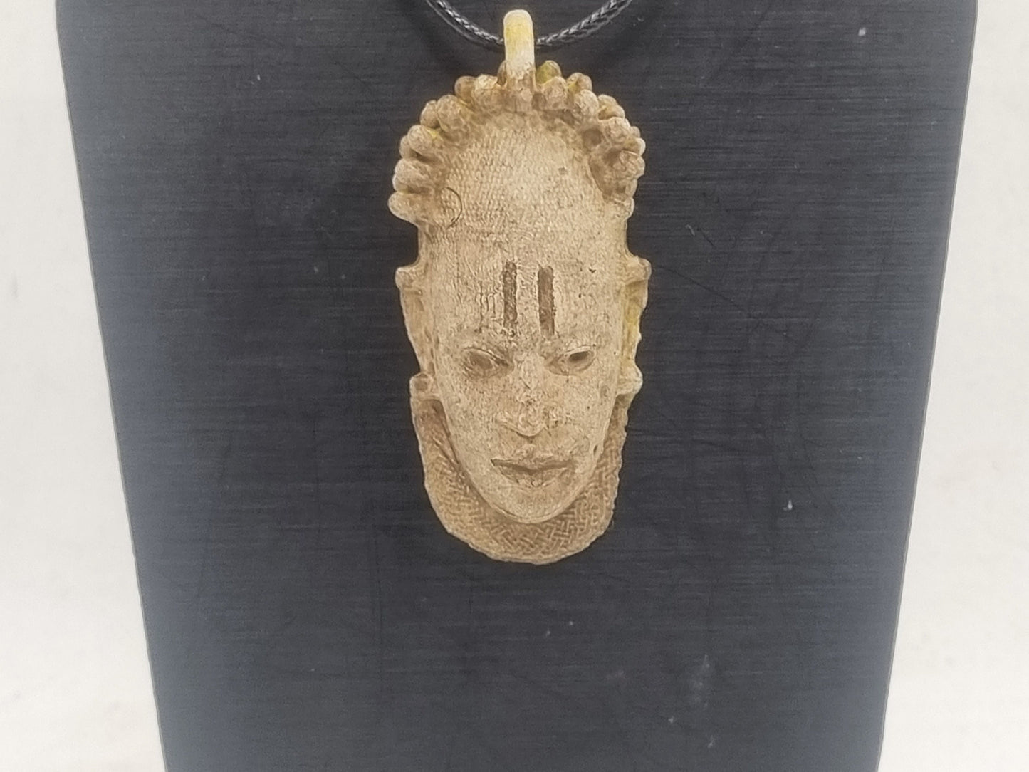 Benin Bronze Queen idia mask pendant, tribal jewellery necklace, nigerian symbol, love Africa spirituallity emblem, 3d printed black beauty