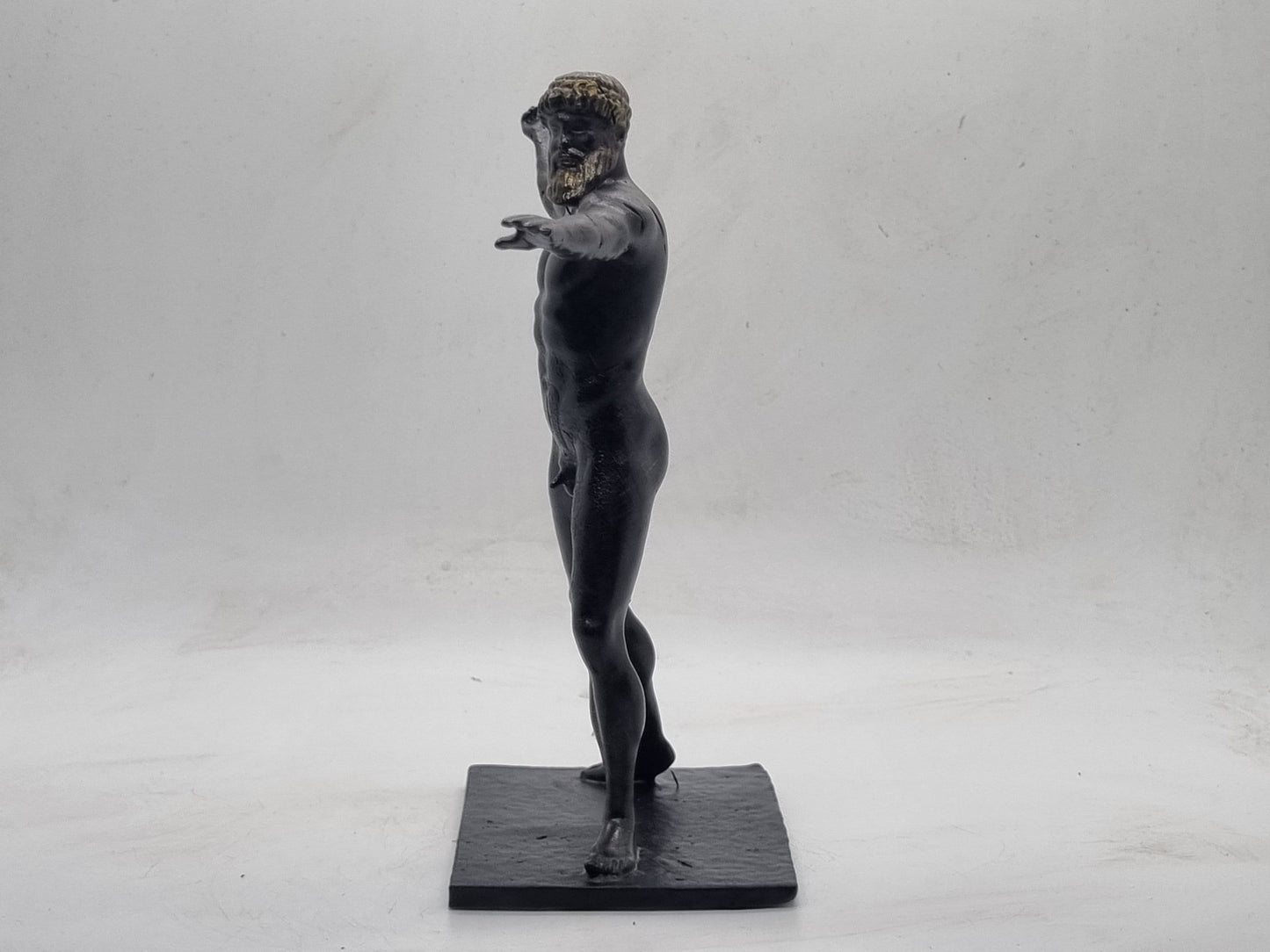 Bronze coloured Zeus, 3d printed statuette, Hellenistic art sculpture,Roman male figurine, greek mythology  statue, gods and Goddesses,