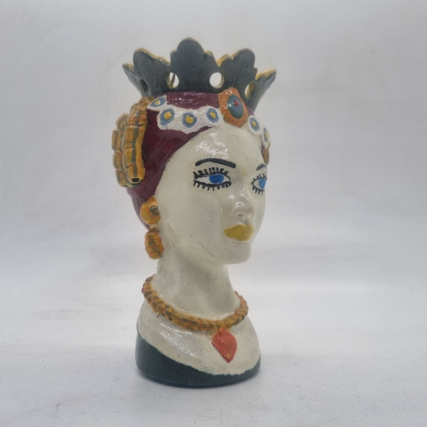 Female Testa di moro, moorish head sculpture, Sicilian art, African art and culture, Moorish sculpture, colourful art decor, african woman